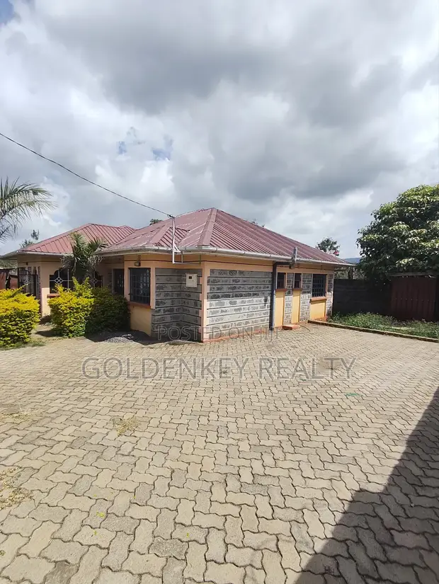 3bdrm Bungalow in Matasia for sale