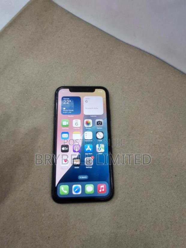 Apple iPhone 11 64 GB Black - thumbnail 2