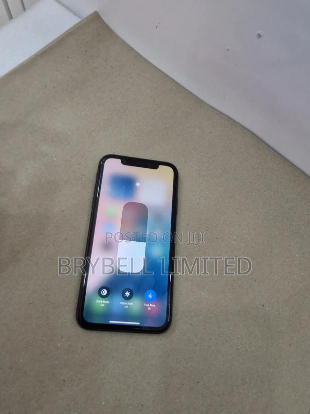 Apple iPhone 11 64 GB Black - thumbnail 5