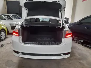 Honda Grace 1.5 Hybrid AWD 2018 White
