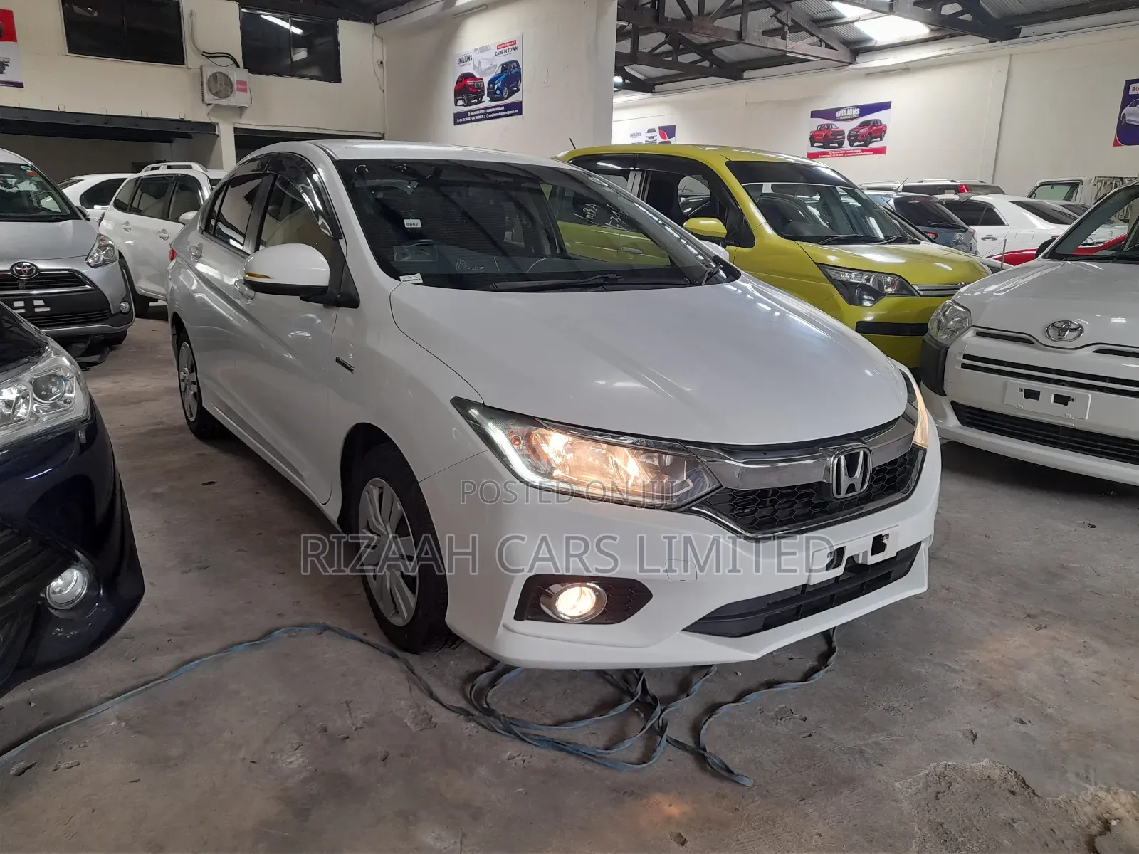 Honda Grace 1.5 Hybrid AWD 2018 White