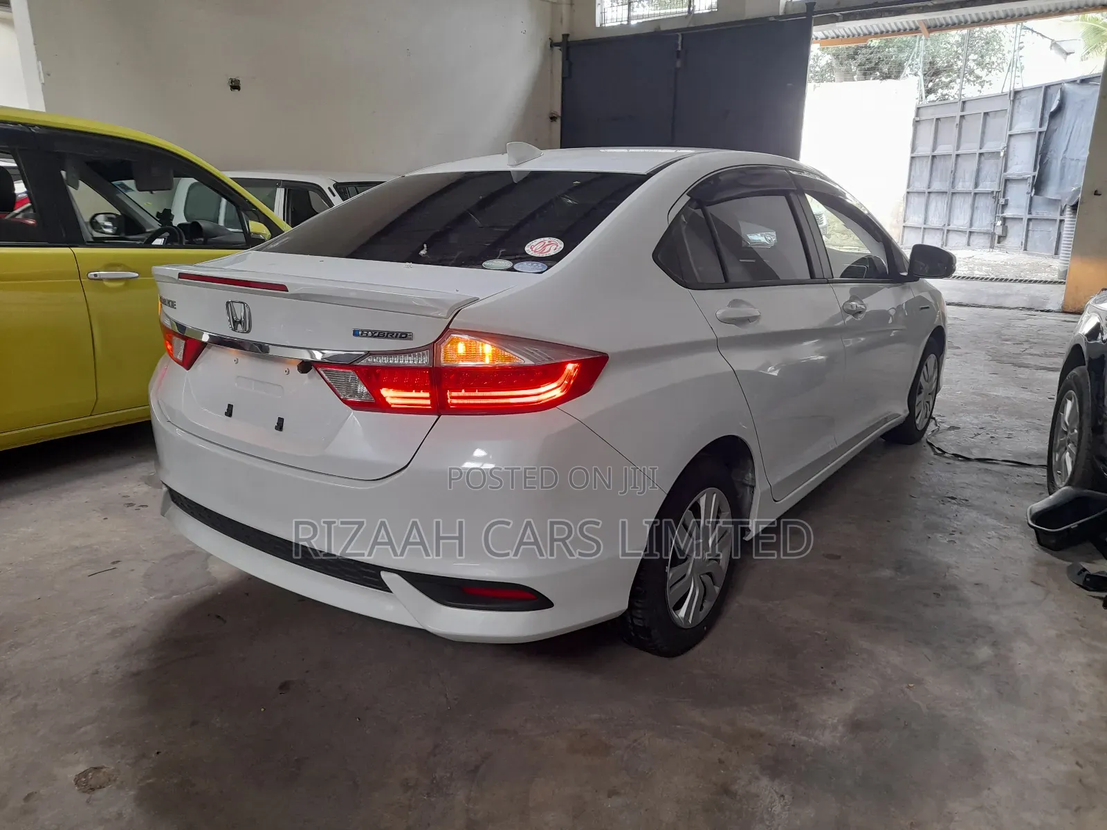 Honda Grace 1.5 Hybrid AWD 2018 White