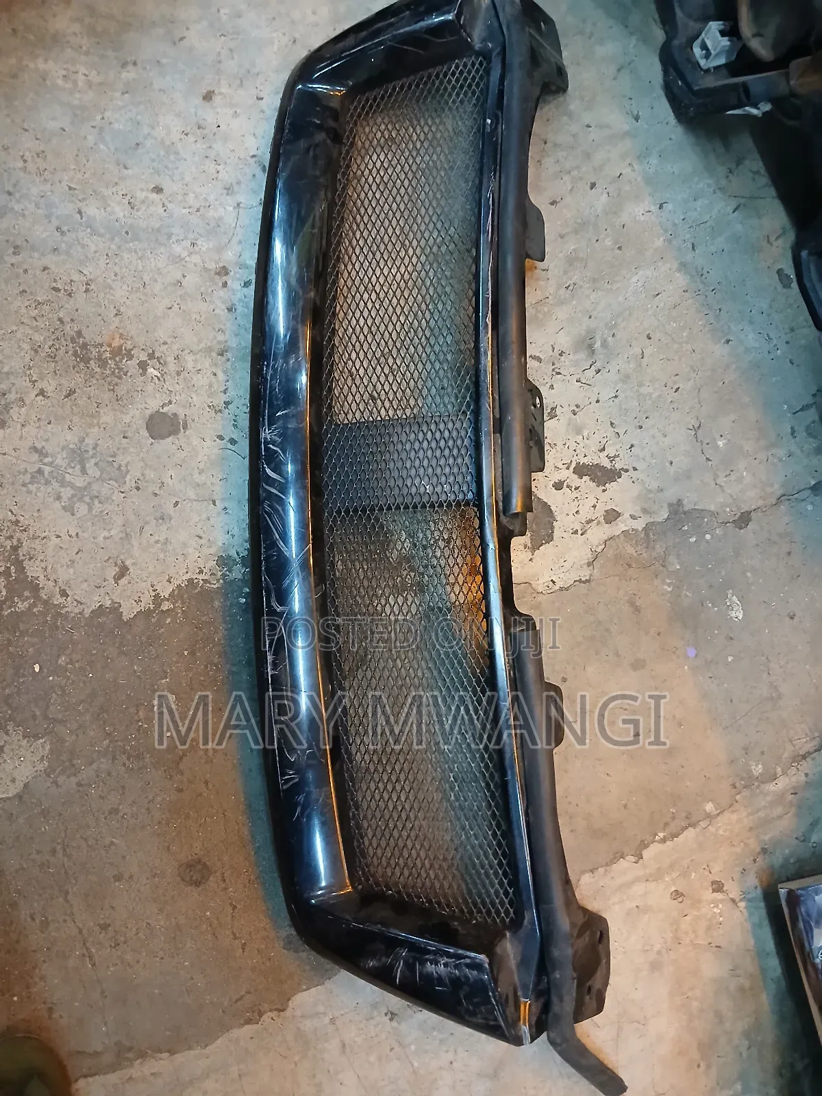 Rav 4 2009/2010 Lower Mesh Grill