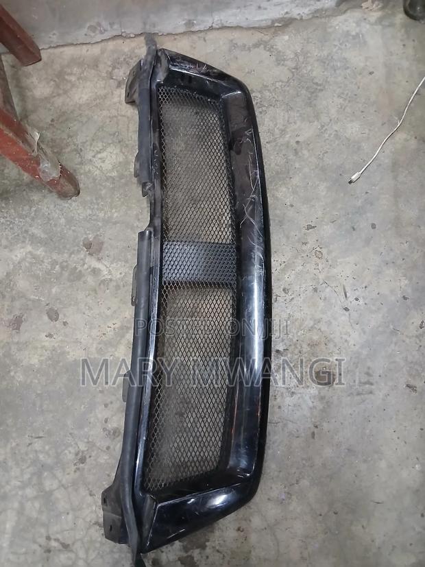 Rav 4 2009/2010 Lower Mesh Grill - thumbnail 2