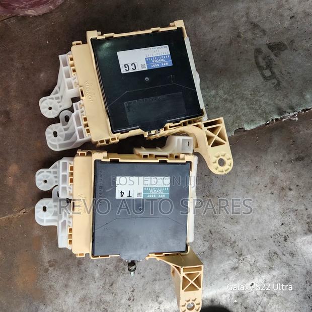 Fuse Box Rav 4 /Vanguard - main view