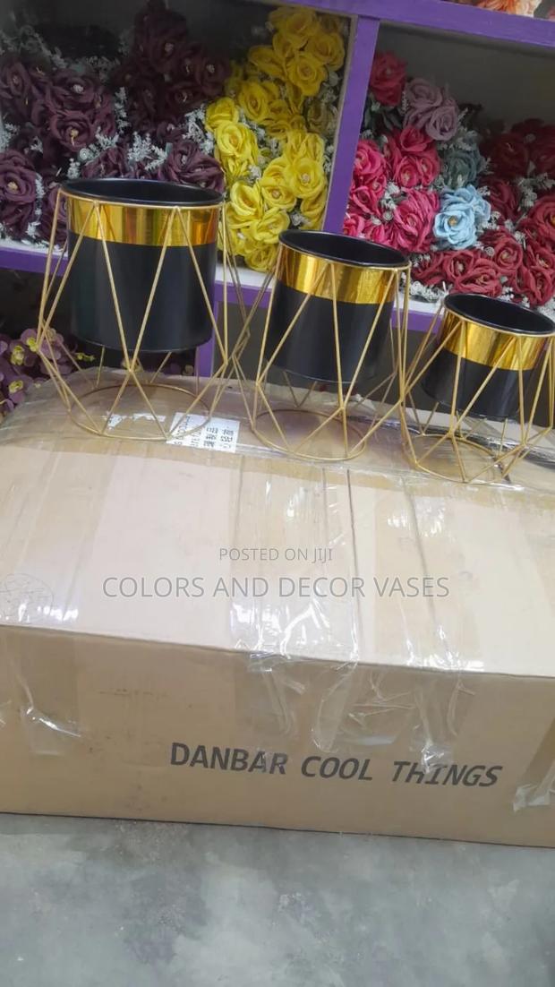 Black Gold Metallic Vases