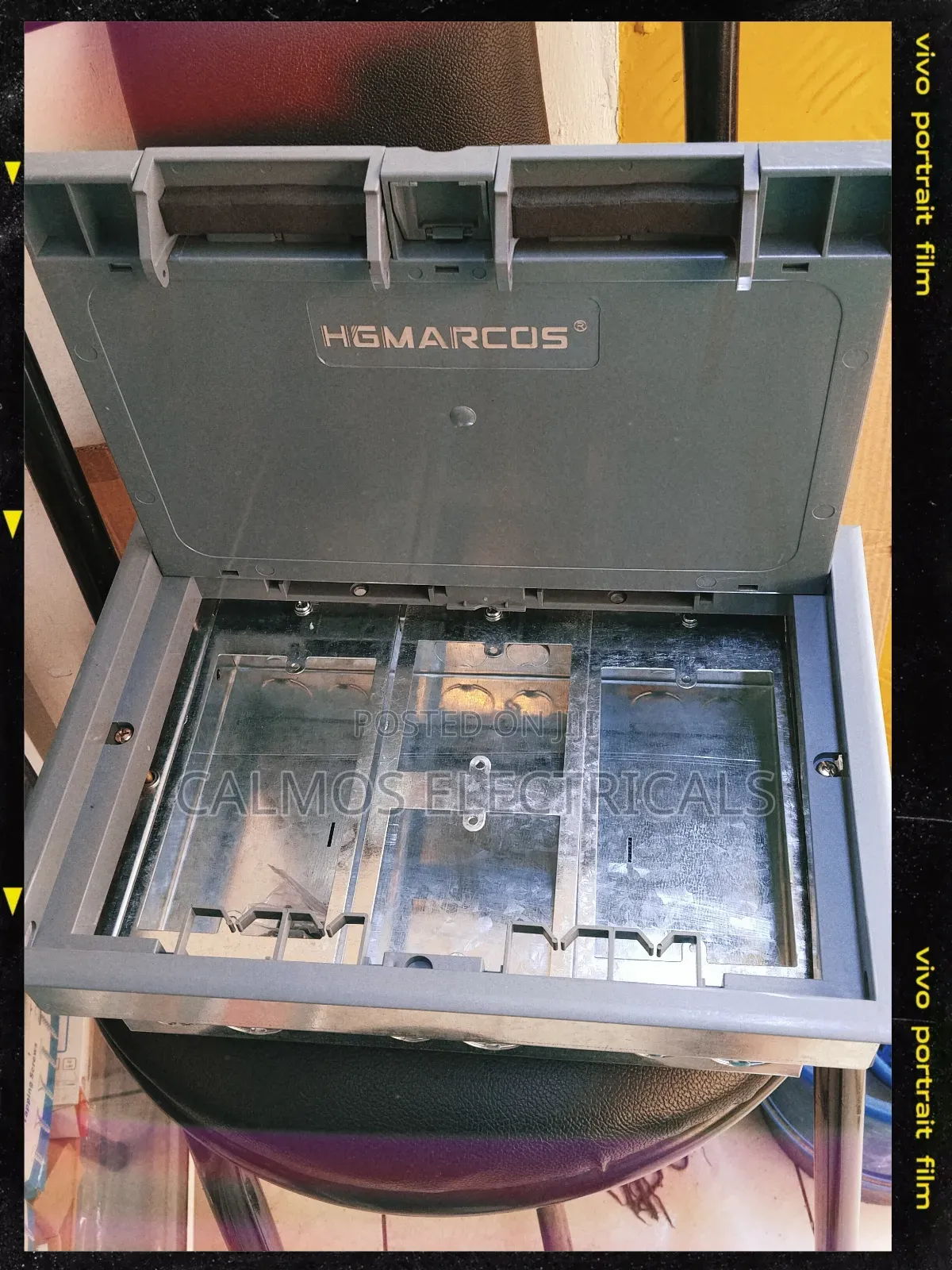 Metallic Floor Box