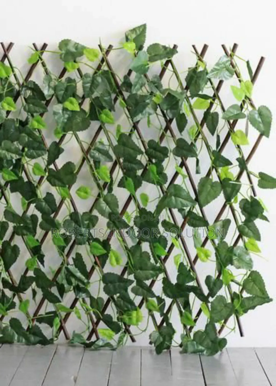 Bamboo Fence Gives Esthetic Look