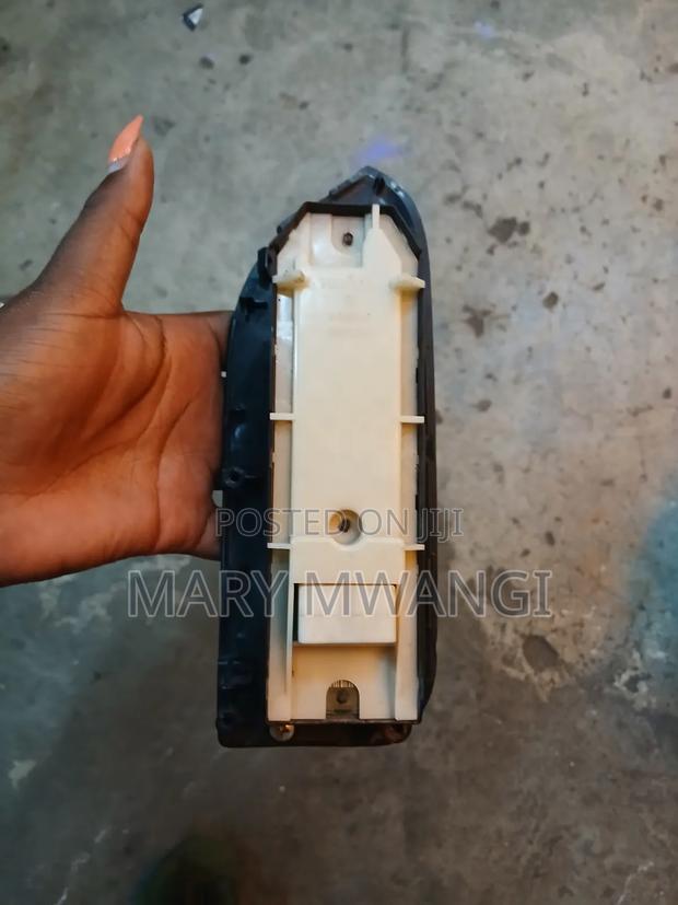 Main Switch Prado J150 - thumbnail 2