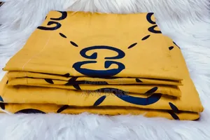  *6 Pc Bedsheets* 
2 PCS Bedsheets 
4 PCS Pillow