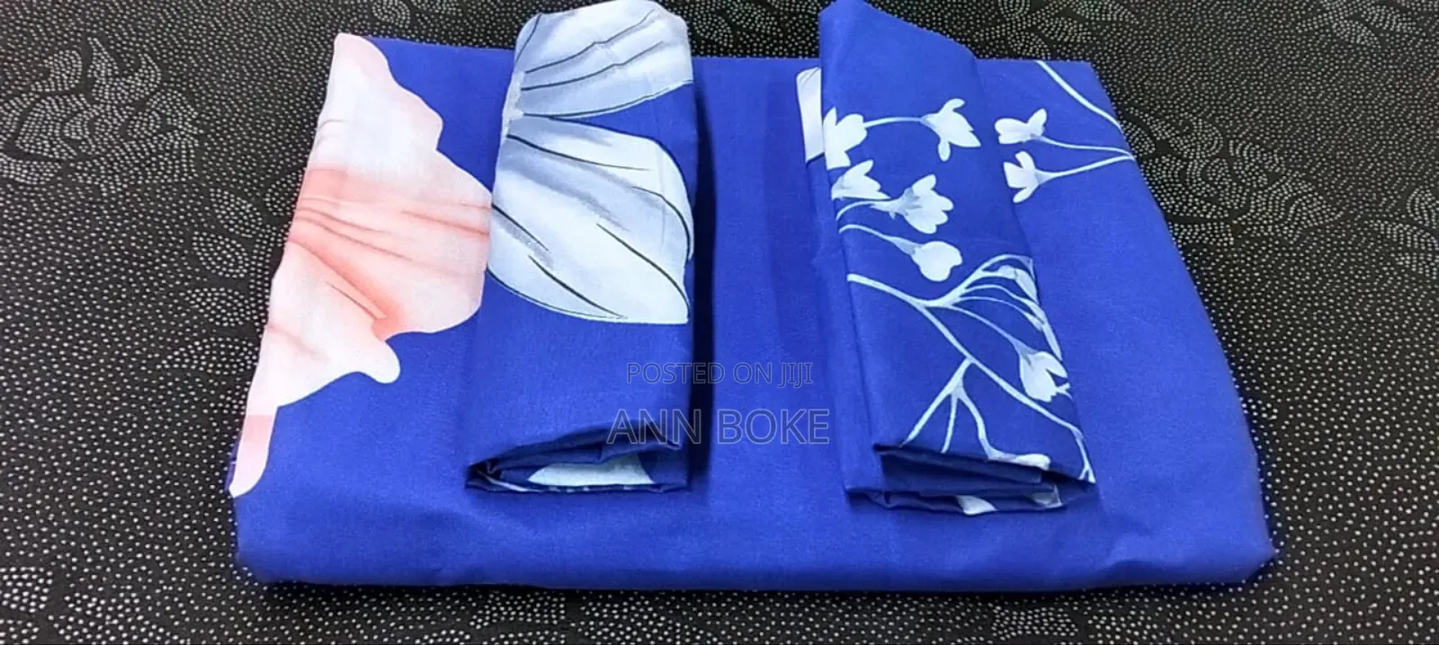  4 Pc Bedsheets 
2 PCS Bedsheets 
2 PCS Pillow