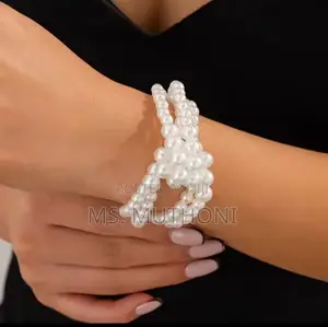 Multilayered Pearl Matching Set( Necklace Bracelet) *