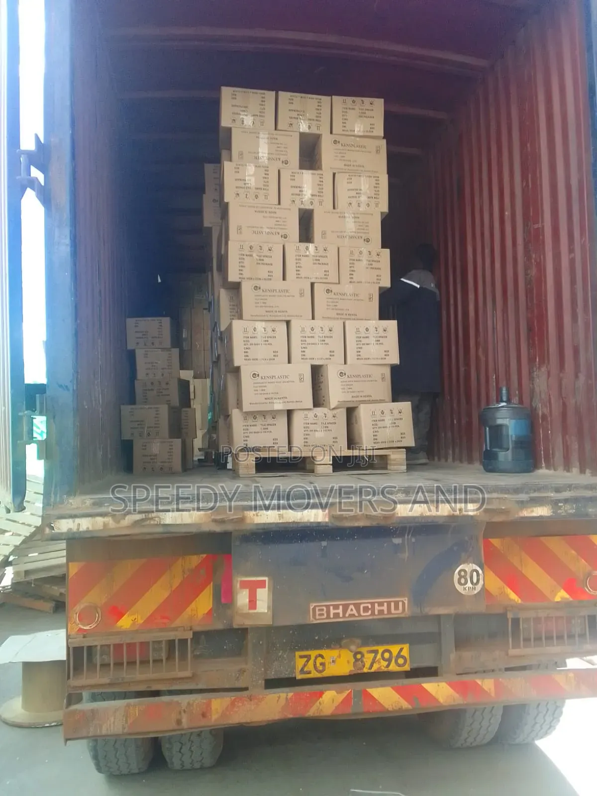 Box Body Trailer Accessible for Transport
