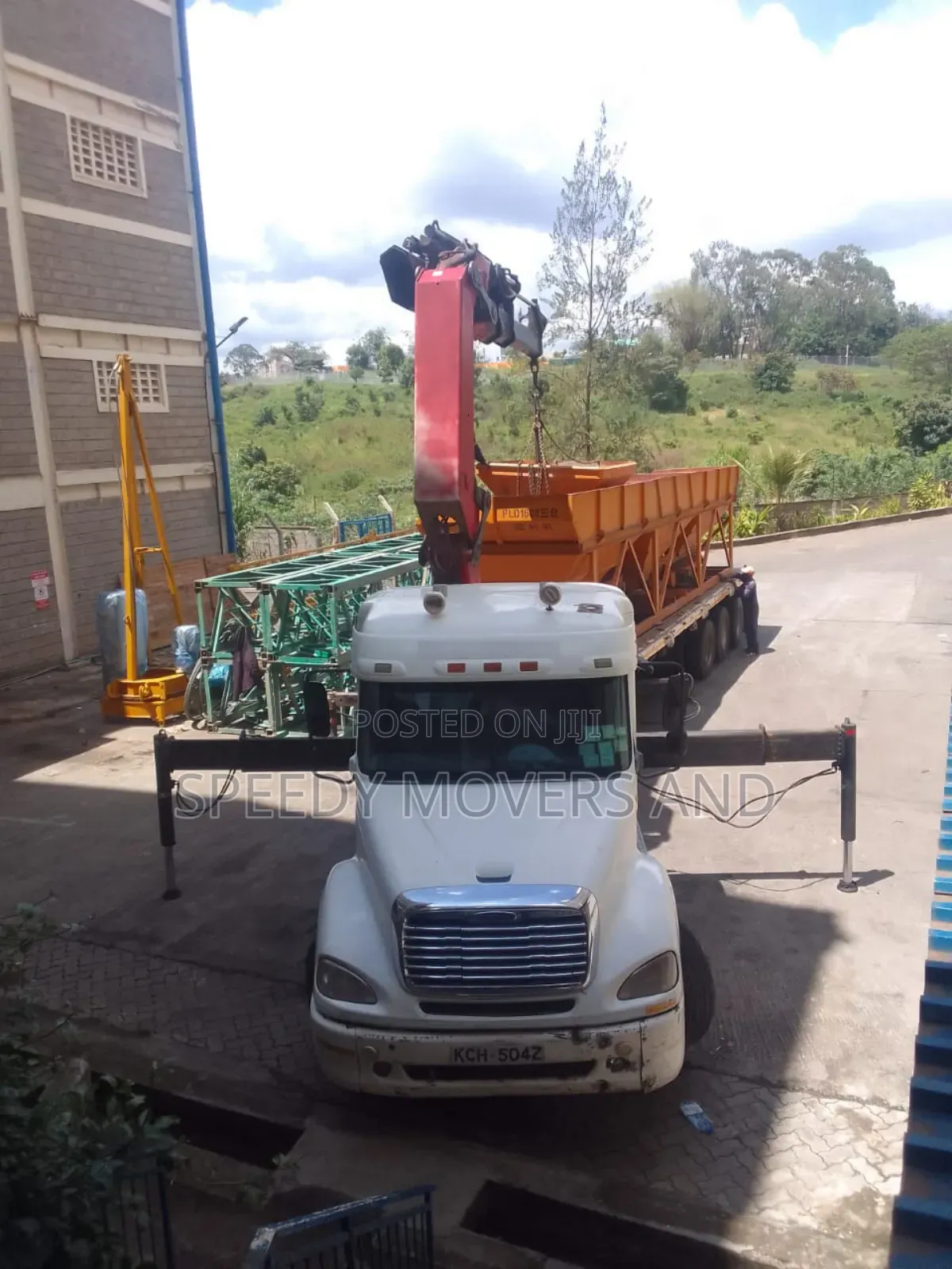 Trailer With Lifting Arm at Hand for Services