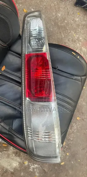 Nissan Xtrail Nt30 Taillight/Taillamp