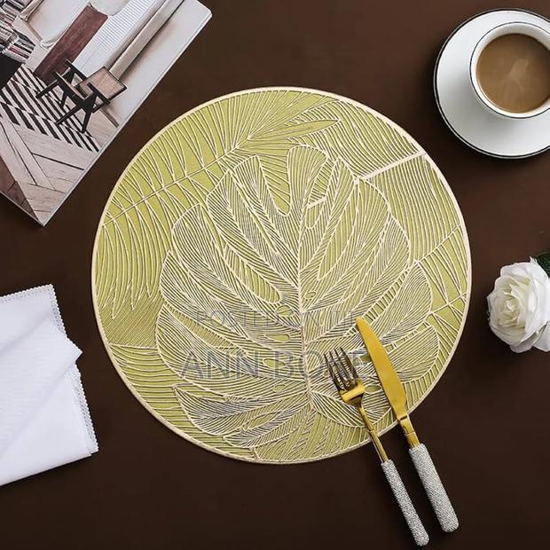 *Waterproof Non Woven Table Mats Available in Silver - thumbnail 10