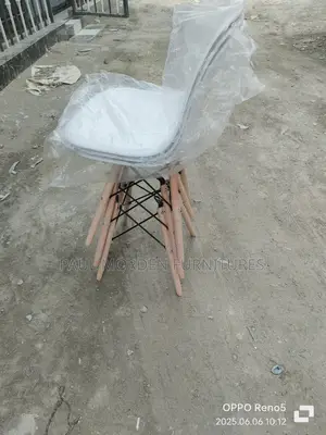 White Plastic Dining Chairs