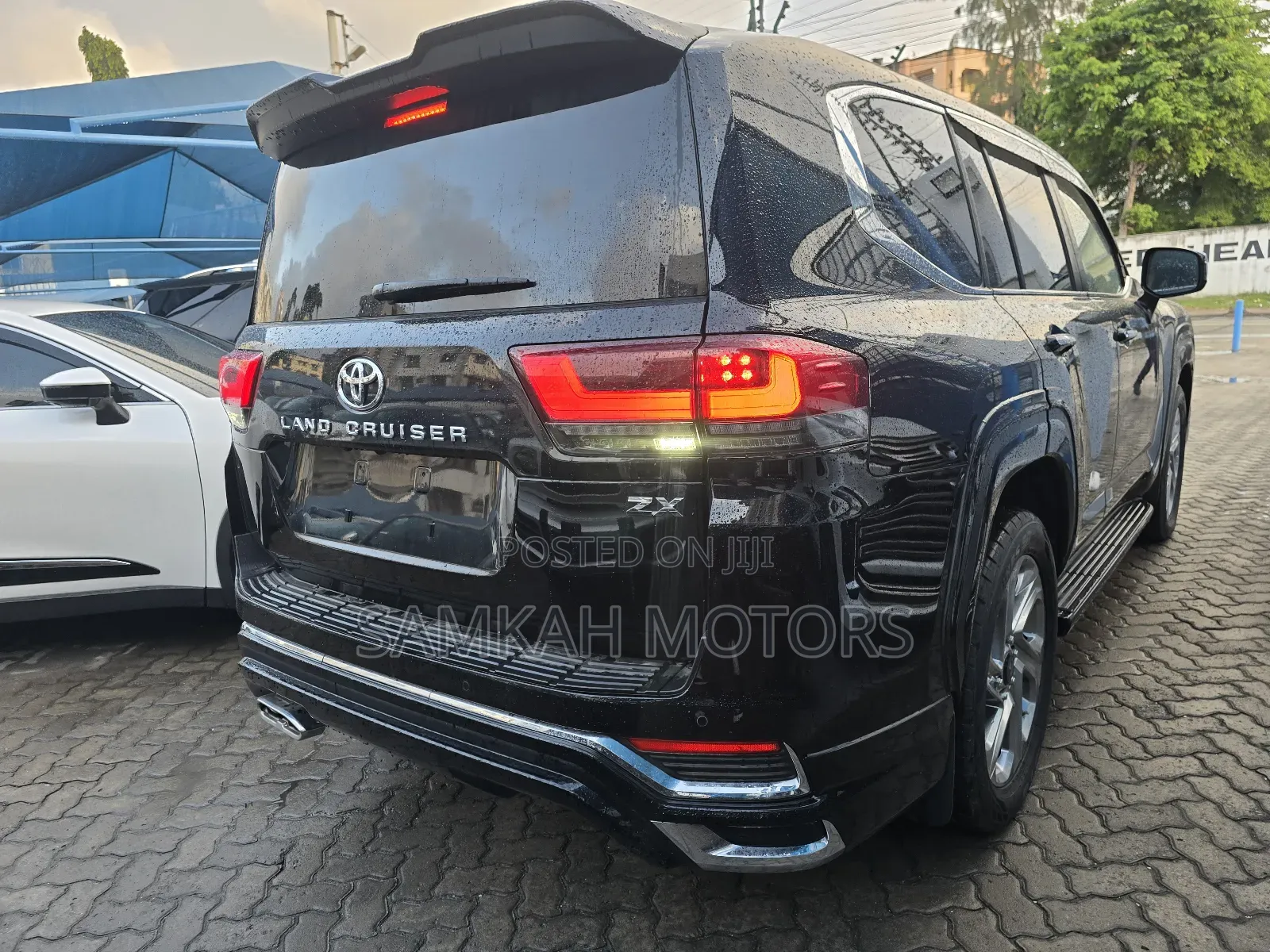 Toyota Land Cruiser 2024 Black
