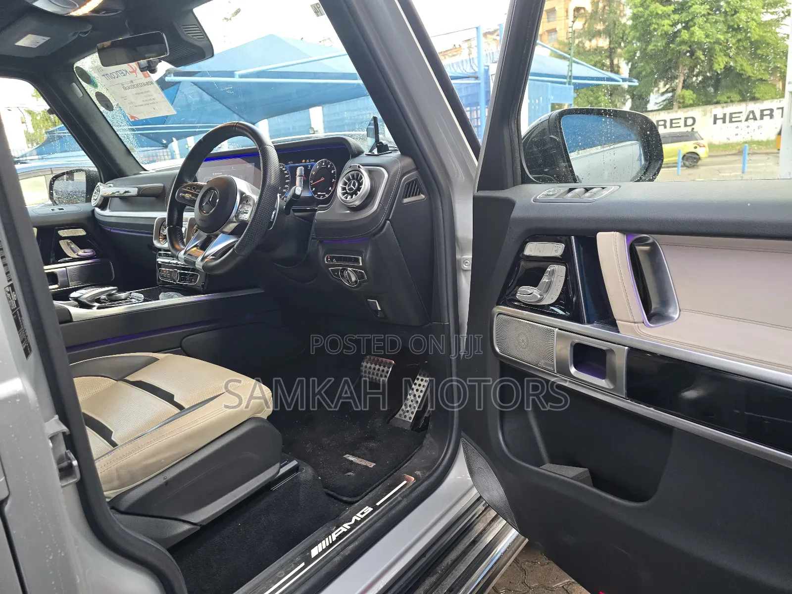 Mercedes-Benz G-Class 2023 Silver