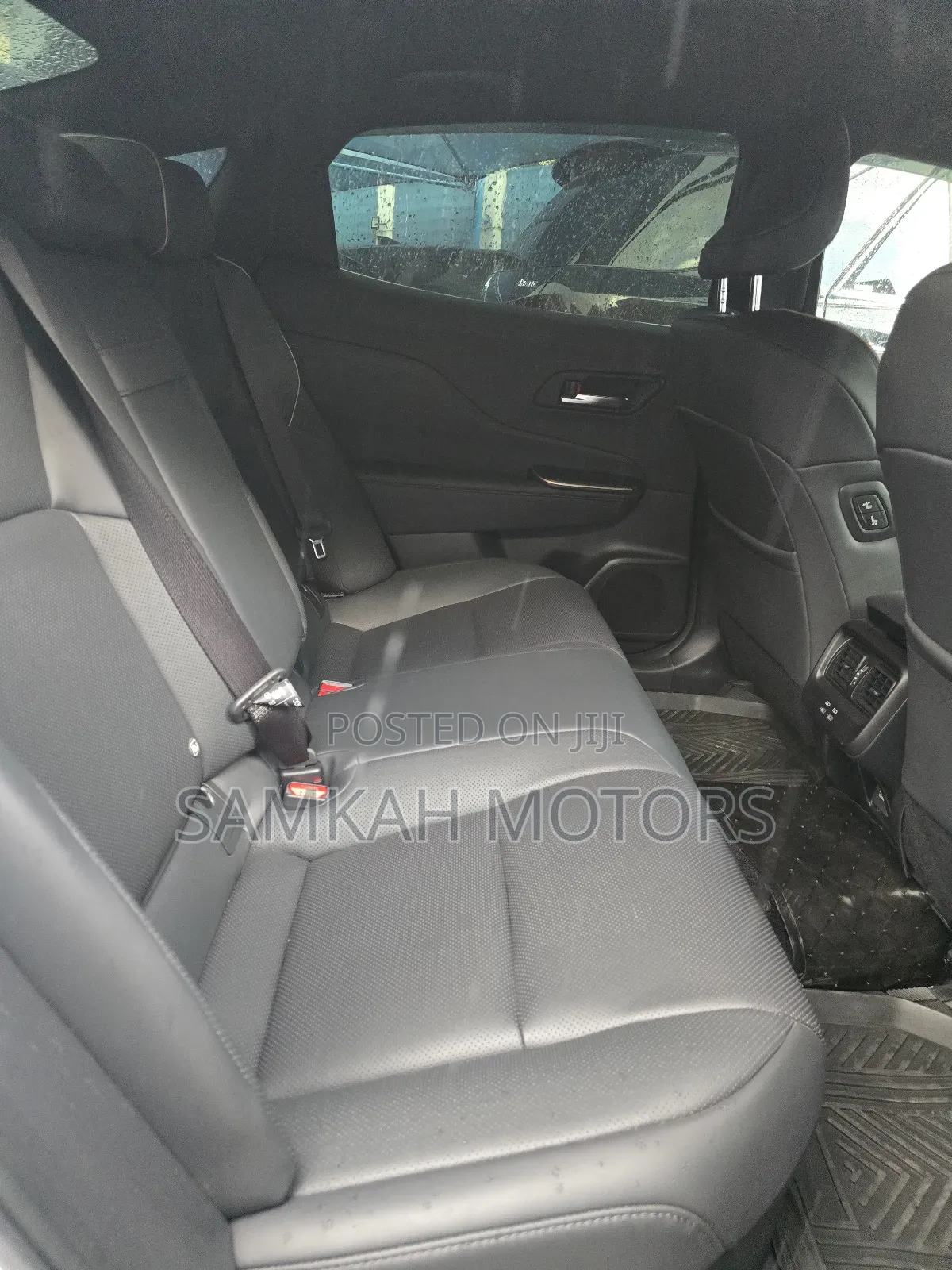 Toyota Crown 2023 White