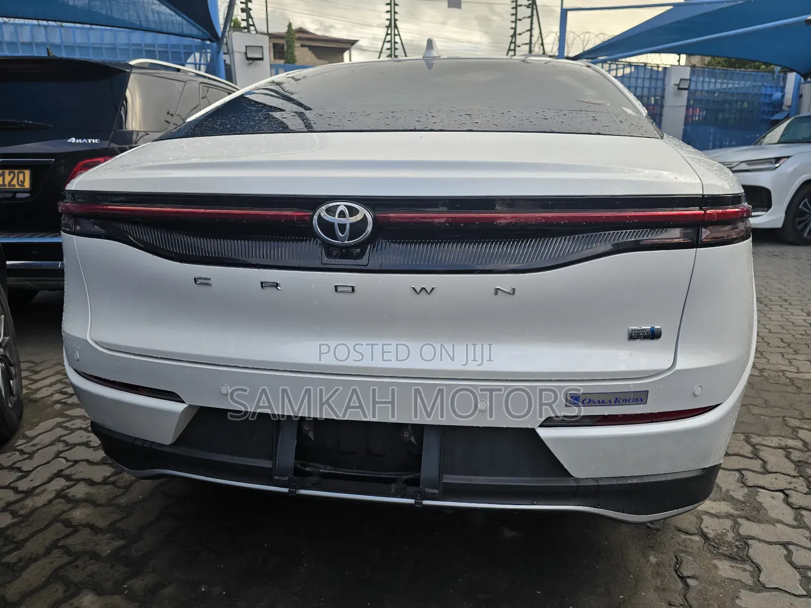 Toyota Crown 2023 White