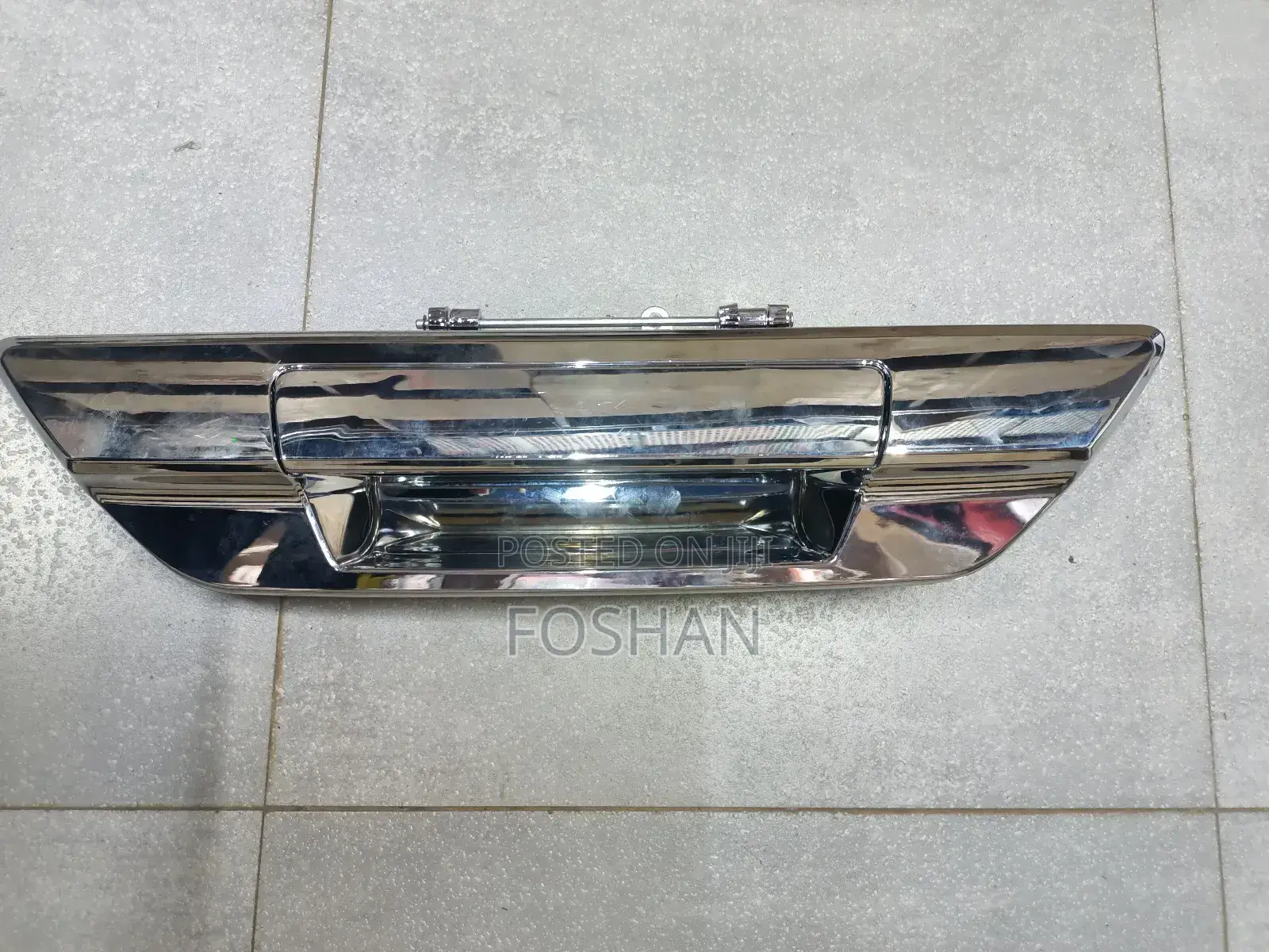 Hilux Revo Boot Handle Chrome