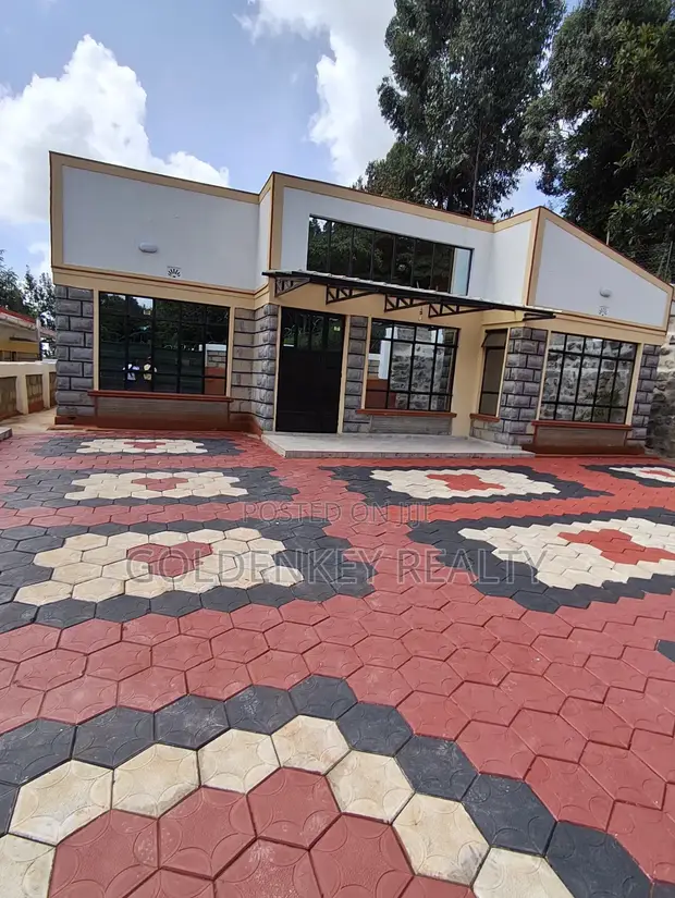 4bdrm Bungalow in Matasia for rent