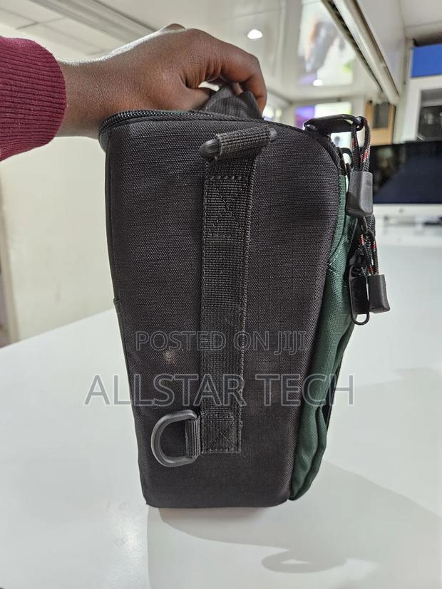 Lowepro Camera Bag - thumbnail 4