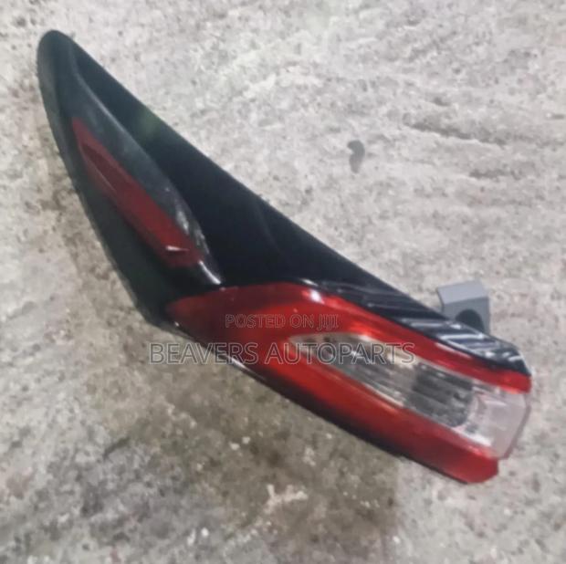 Harrier 2018 Taillight - main view