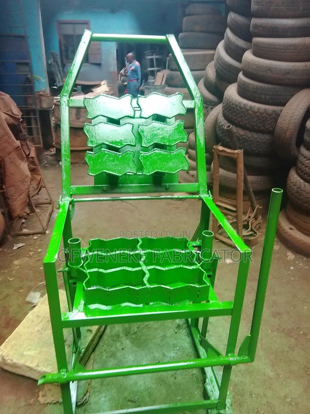 Manual Curbro Machine - thumbnail 2