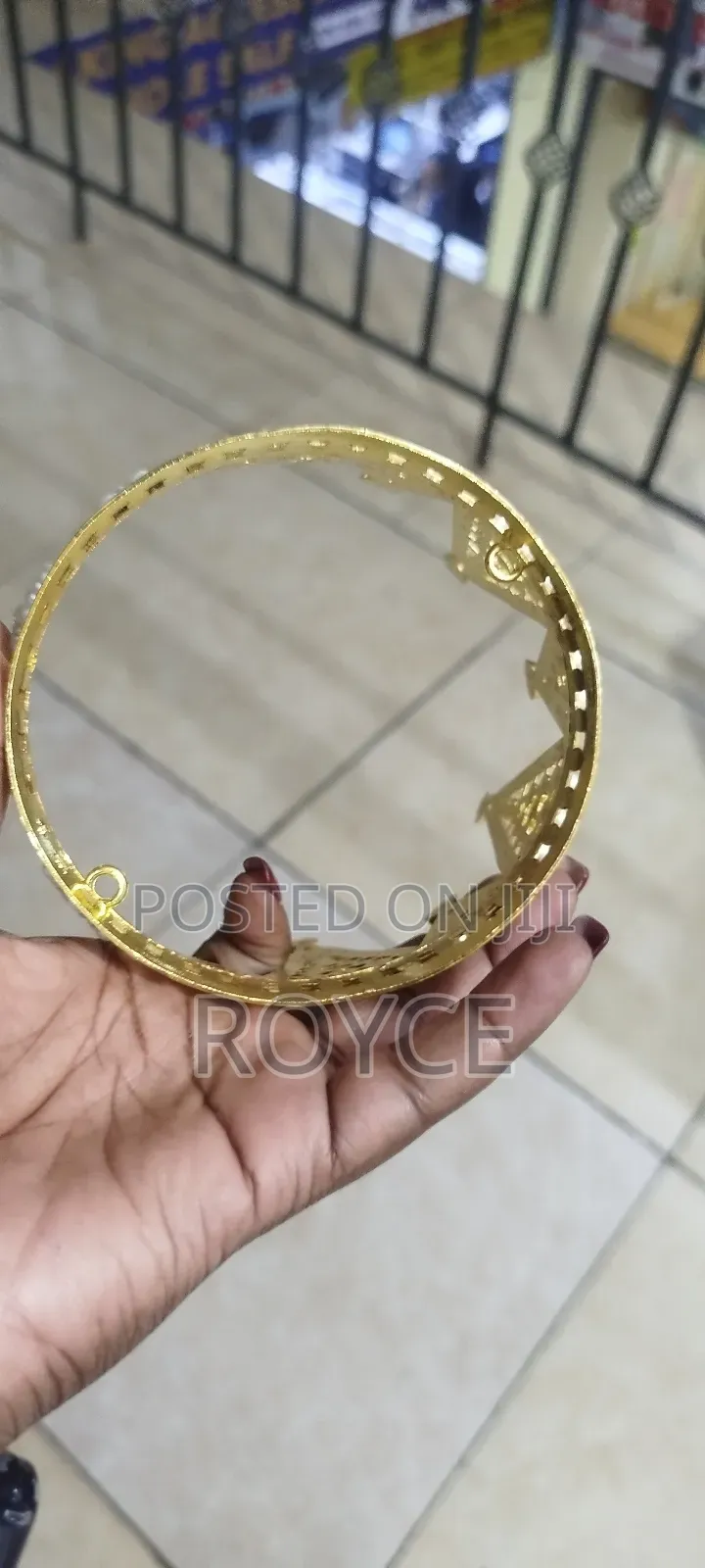 Classy Metallic Crown