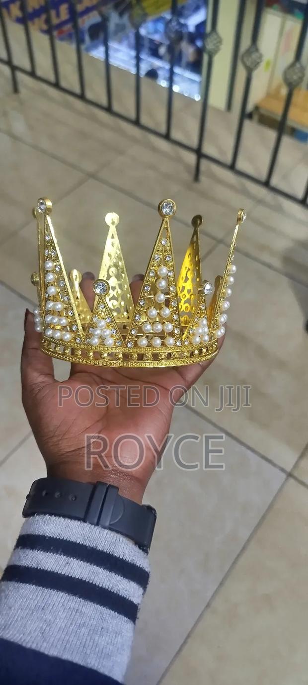 Classy Metallic Crown - thumbnail 4