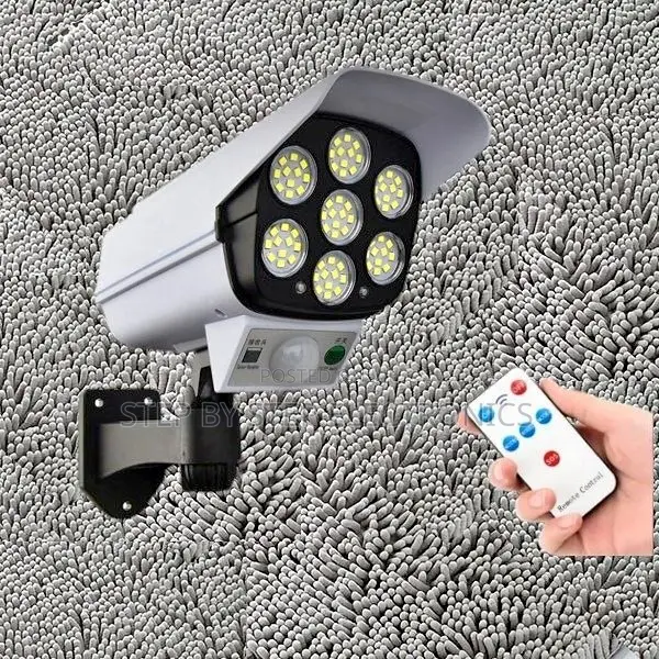 Innovatory Solar Light Pir Motion Sensor Fake CCTV Camera