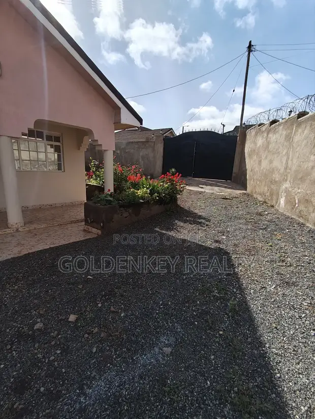 3bdrm Bungalow in Kibiku for sale