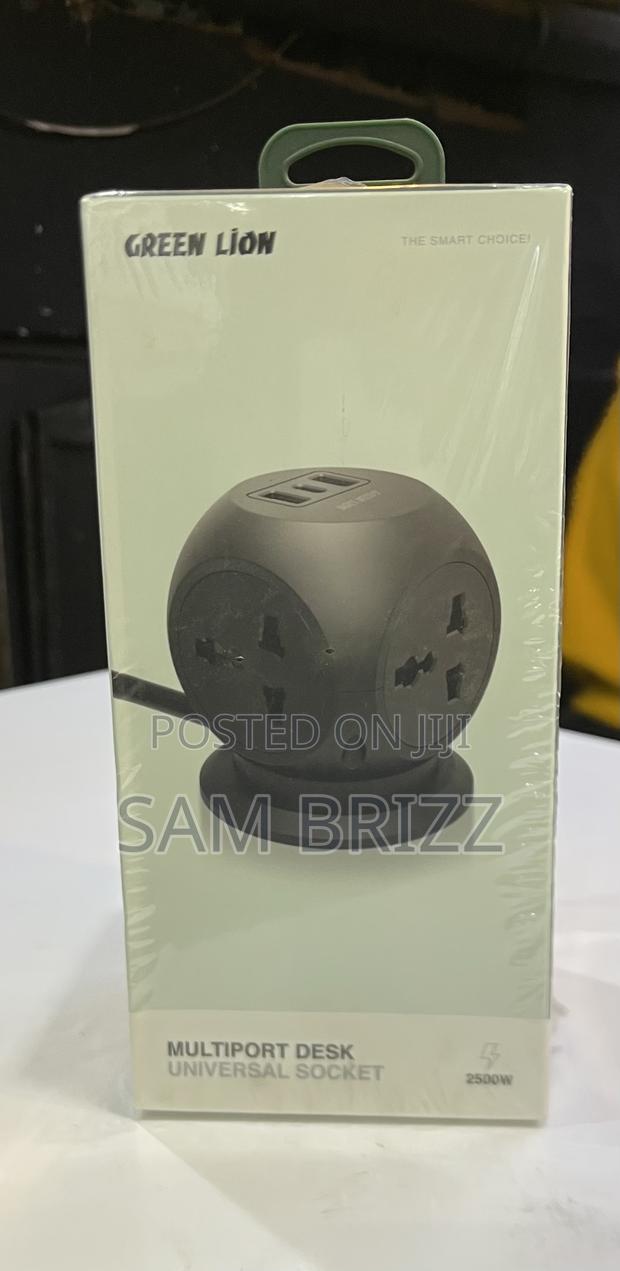 Green Lion Multiport Desk Universal Socket - main view