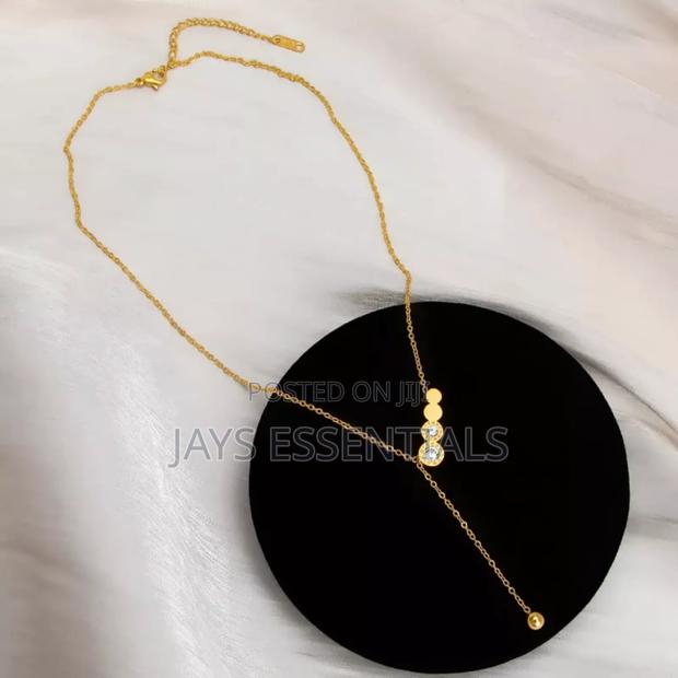 Variety Of Minimalist And Elegant Necklaces - thumbnail 10