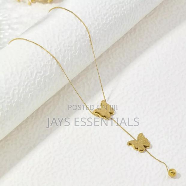 Variety Of Minimalist And Elegant Necklaces - thumbnail 12