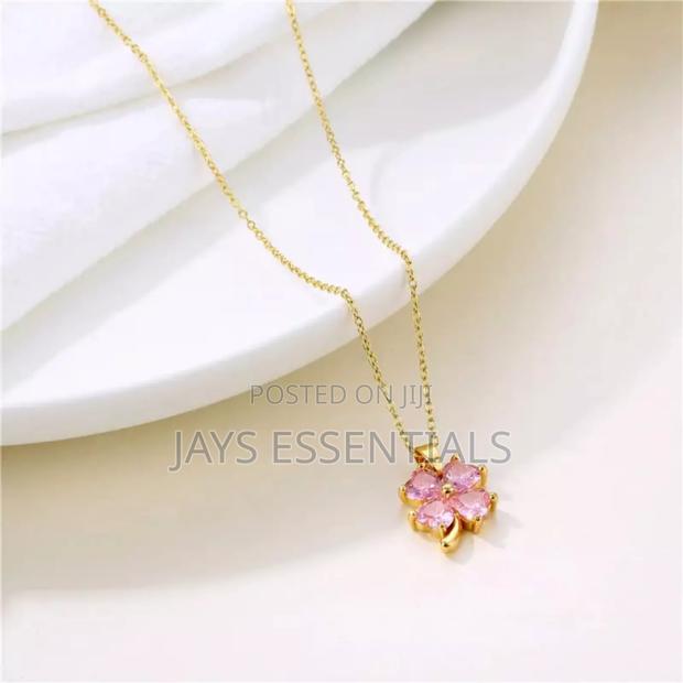 Variety Of Minimalist And Elegant Necklaces - thumbnail 17