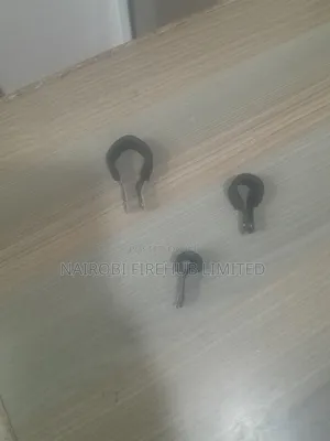 Cred Clips / Copper Pipe Clips