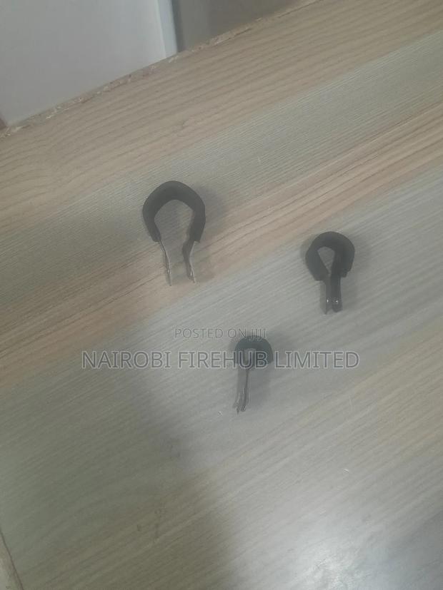 Cred Clips / Copper Pipe Clips