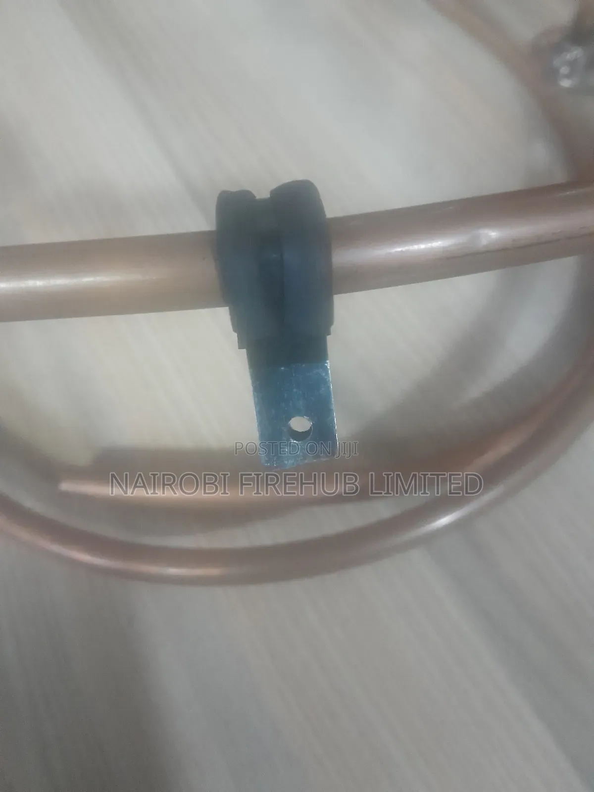 Cred Clips / Copper Pipe Clips