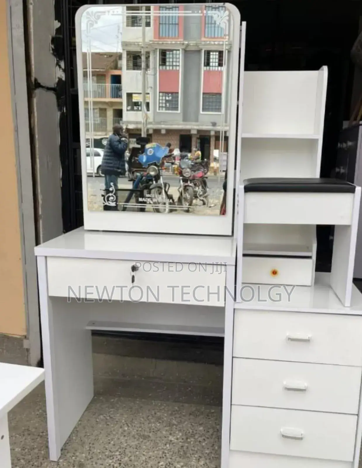 Sliding Mirror, Dressing Mirror
