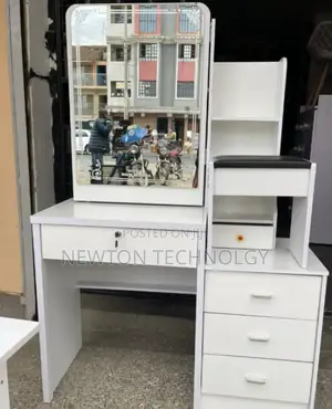 Dressing Table With Sliding Y Mirror