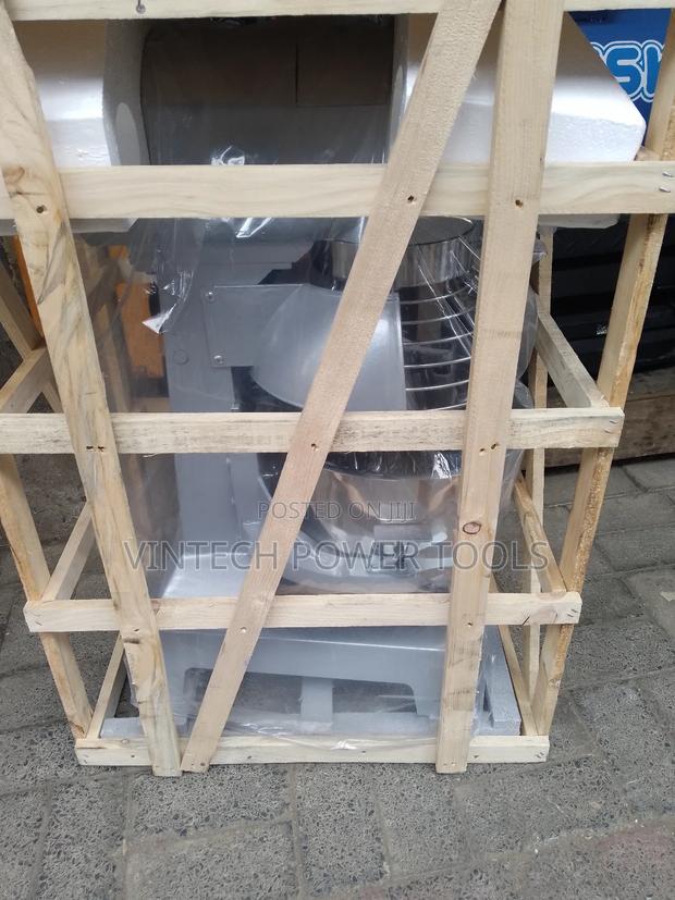 20 L Dough Mixer - main view