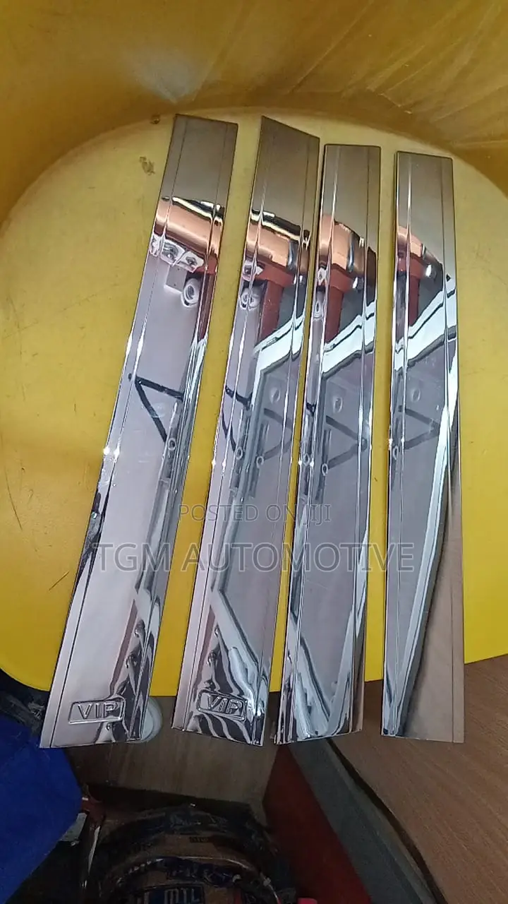 Universal Vip Pillars