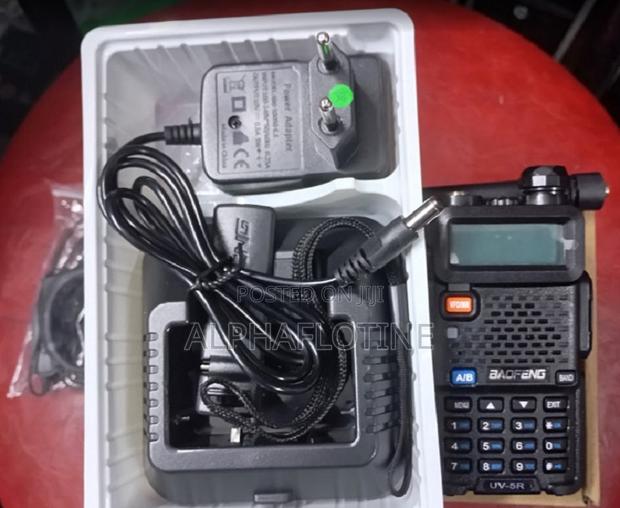 Baofeng Uv-5r Dual Band (Vhf/Uhf)Two-Way Radio