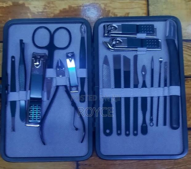 Professional Manicure Set - main view