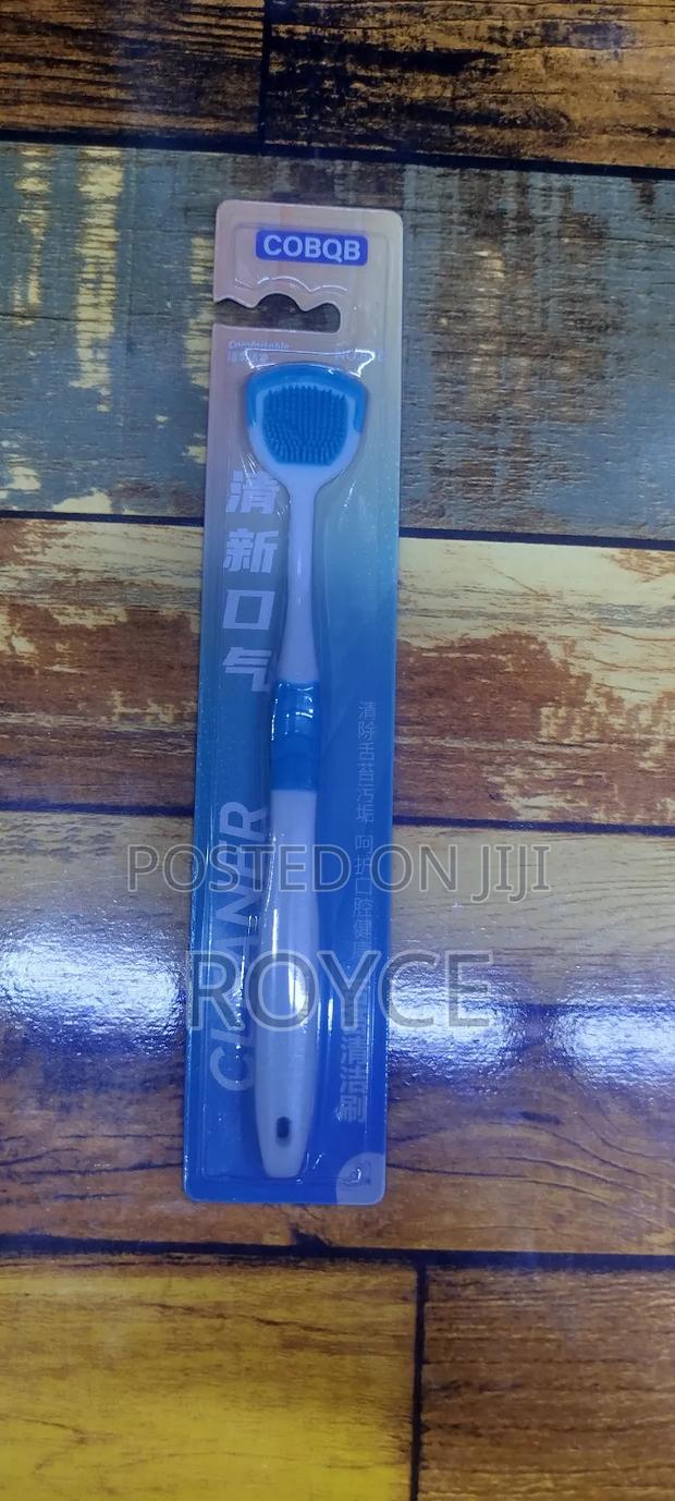 Tongue Cleaner - main view