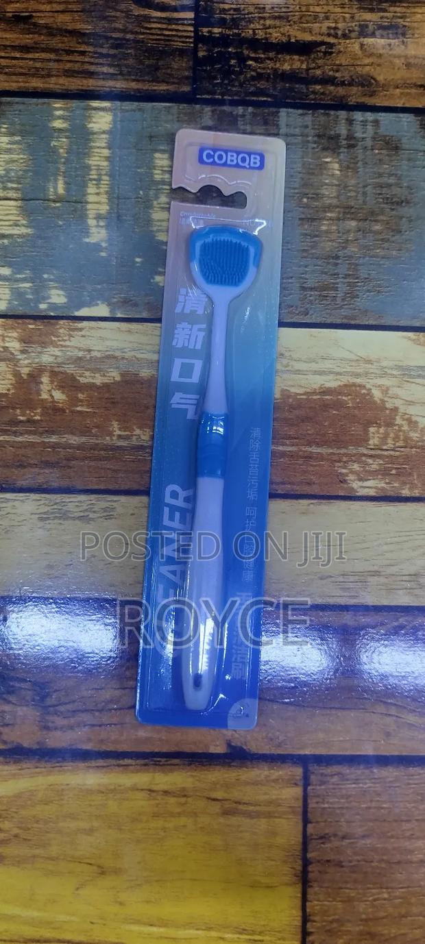 Tongue Cleaner - thumbnail 3