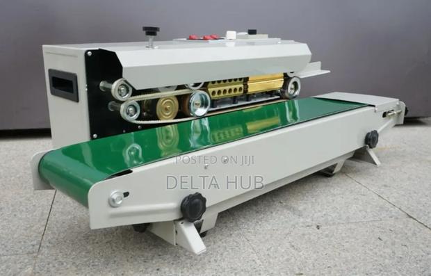 Retail Aluminum Foil Bag Packing Machine - main view